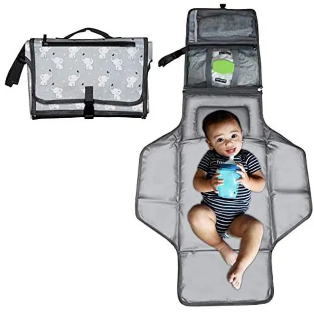 বোতলের পকেট সহ ডায়াপার ব্যাগ